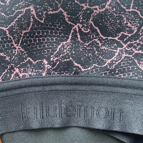 Lululemon Fine Form Bra - Picture 5 of 5